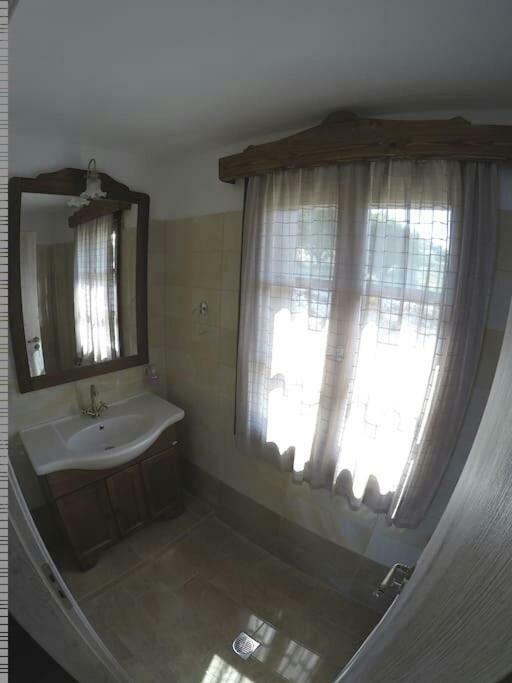 Villa Paradise Самос Екстериор снимка