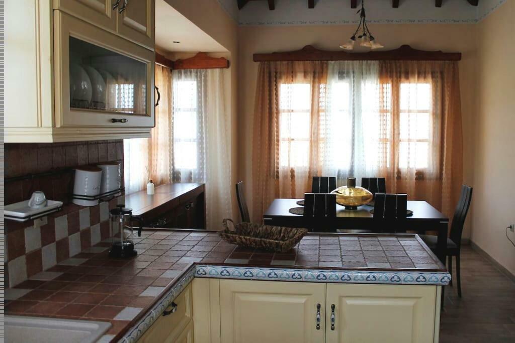 Villa Paradise Самос Екстериор снимка